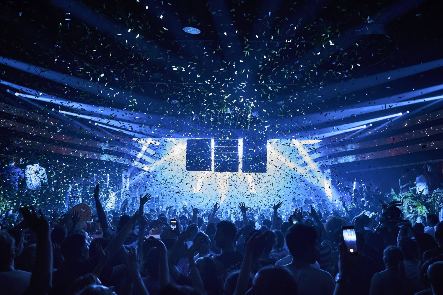 Imagini pentru party