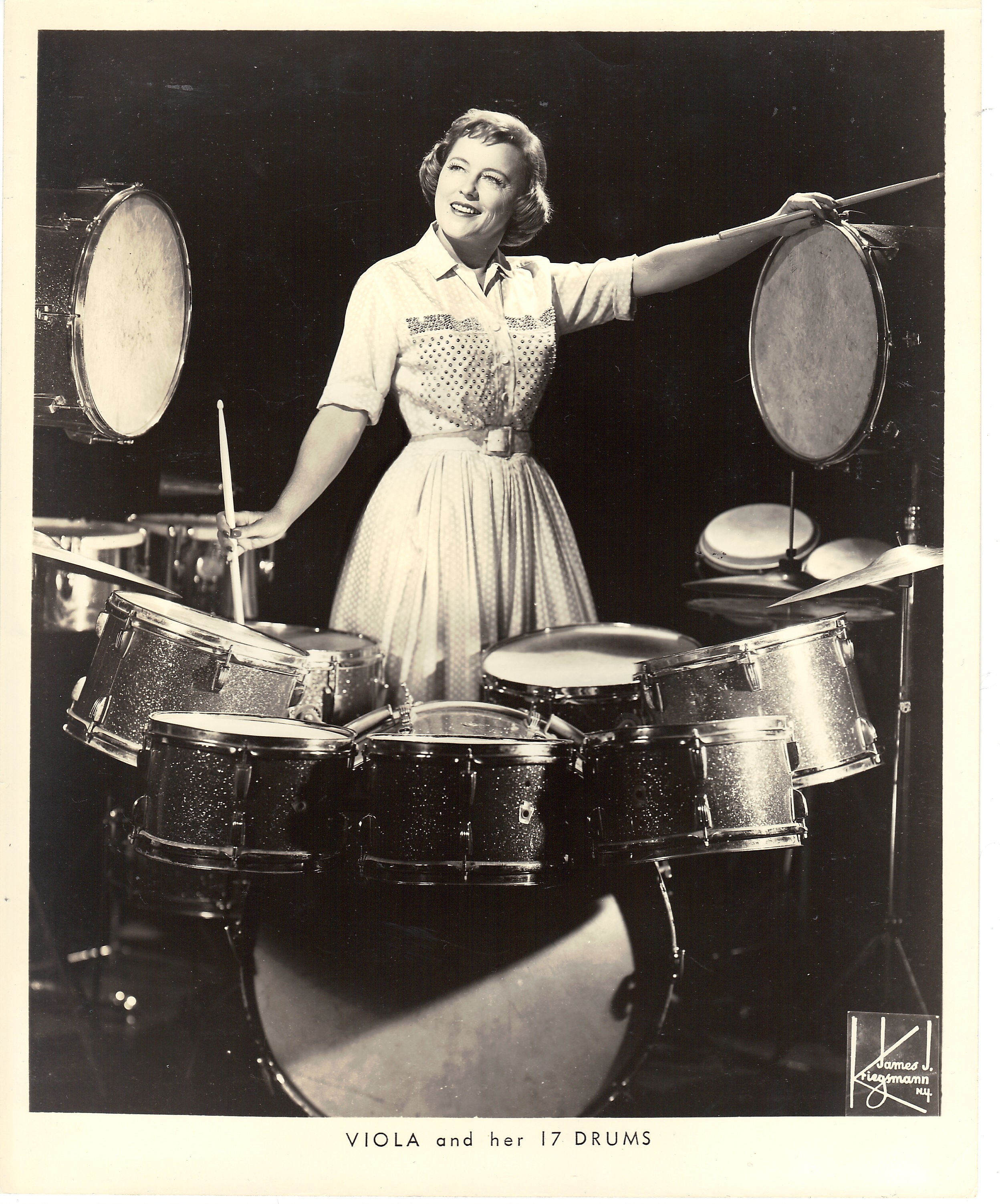 Hungry for History 9/21/16 "The Vivacious Viola Smith"